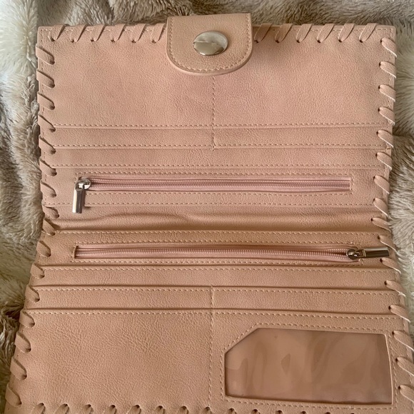 Light Pink Wallet - Picture 3 of 4